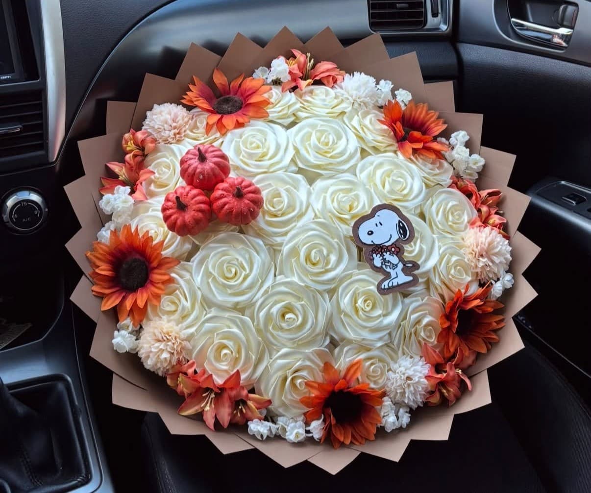Eternal fall bouquet with sunflowers and pumpkins