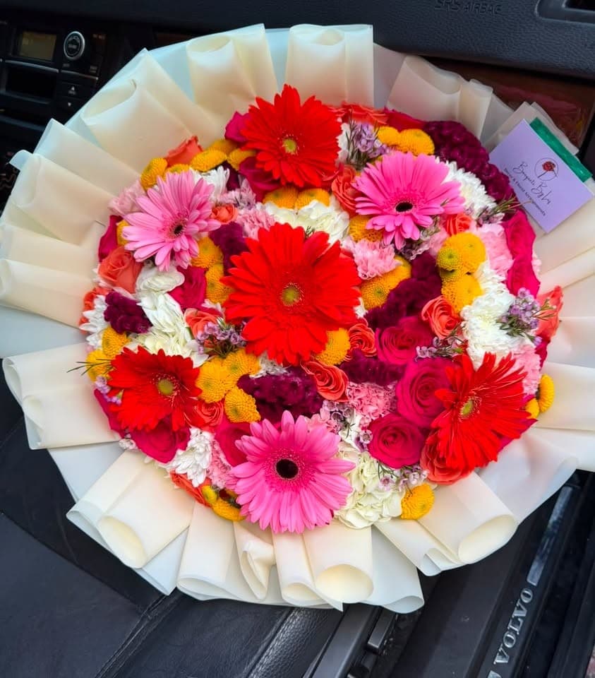 Mixed Colorful Bouquet